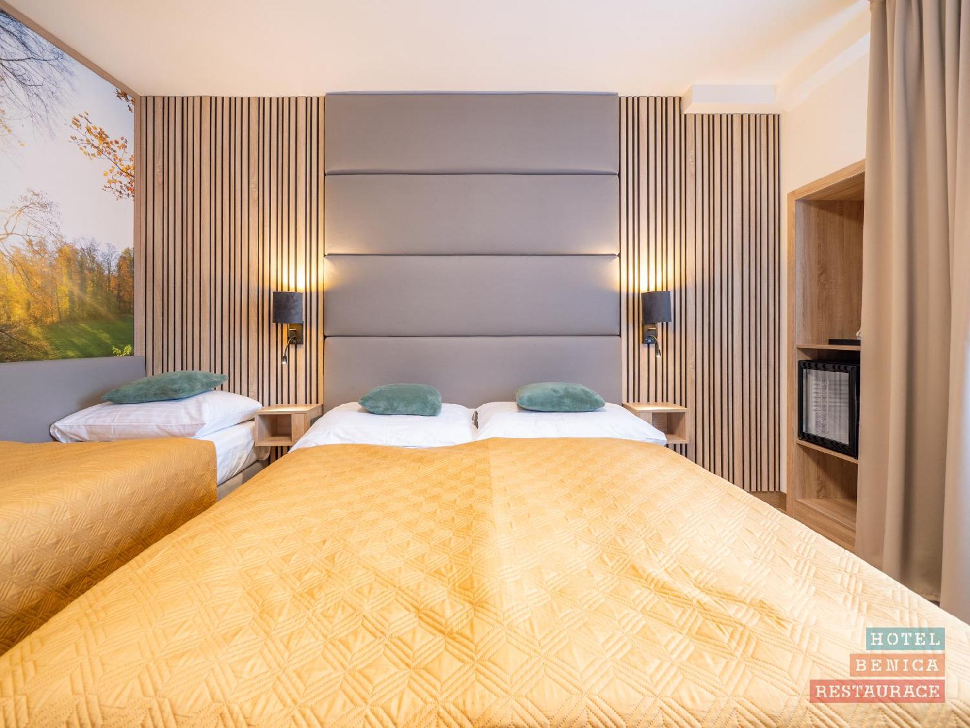 Hotel Benica Benesov  Eksteriør billede