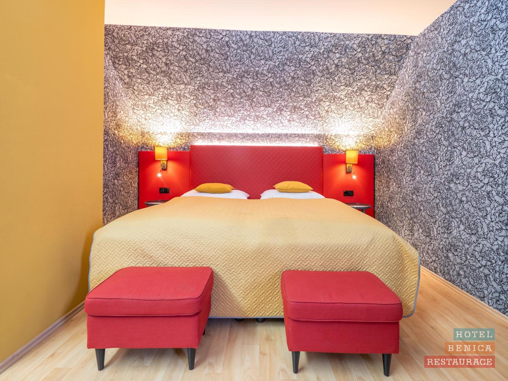 Hotel Benica Benesov  Eksteriør billede