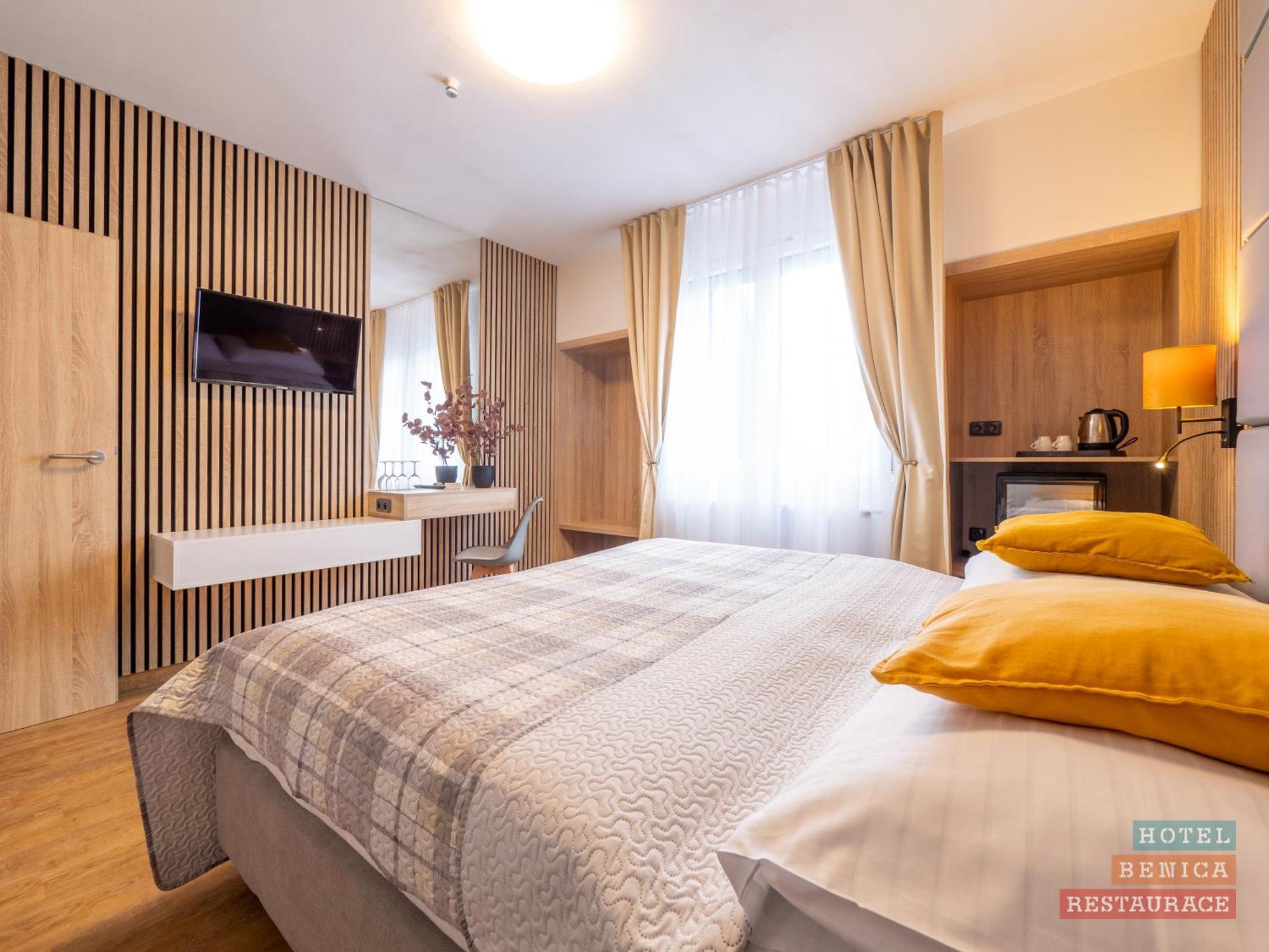 Hotel Benica Benesov  Eksteriør billede