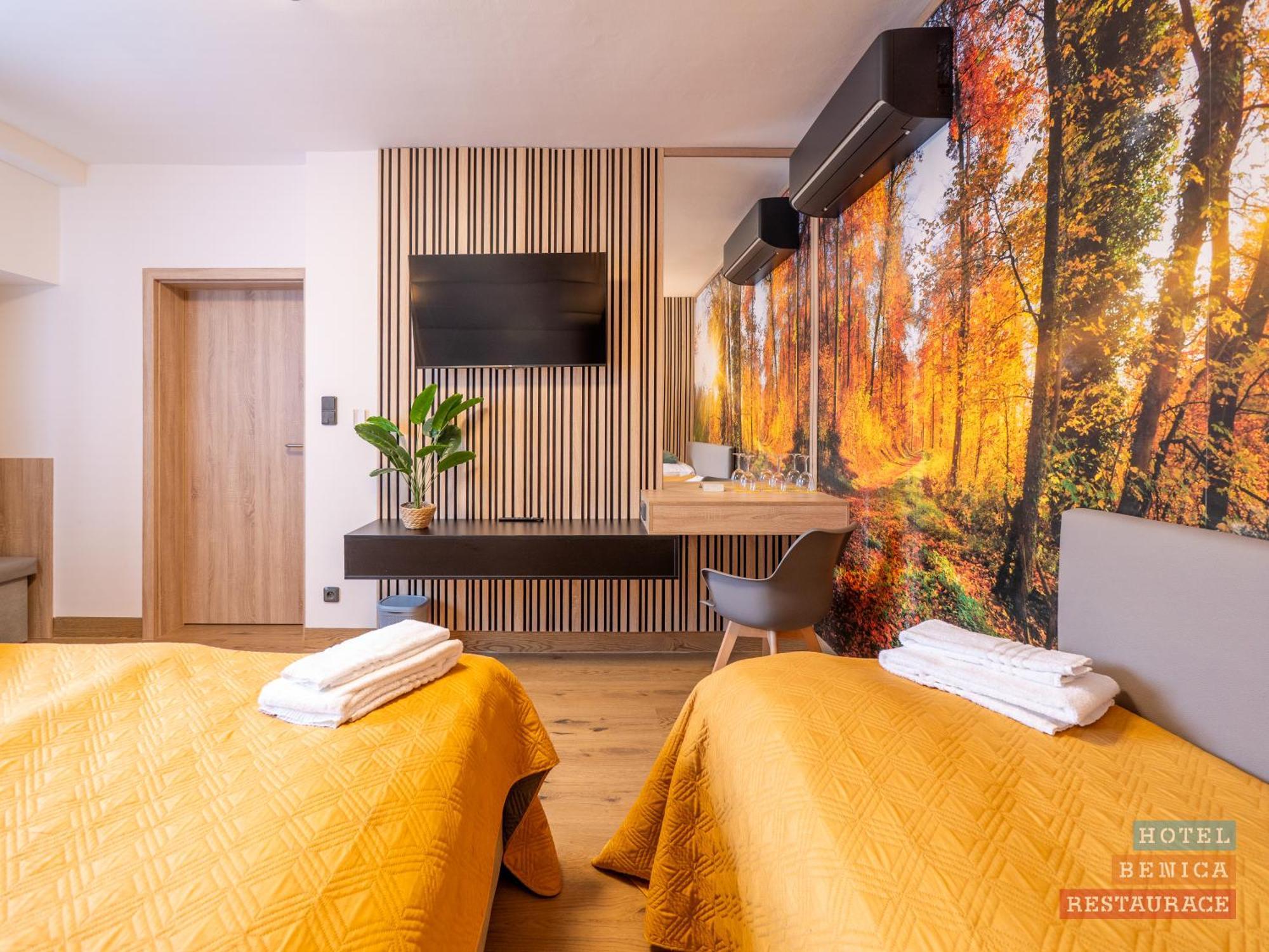 Hotel Benica Benesov  Eksteriør billede