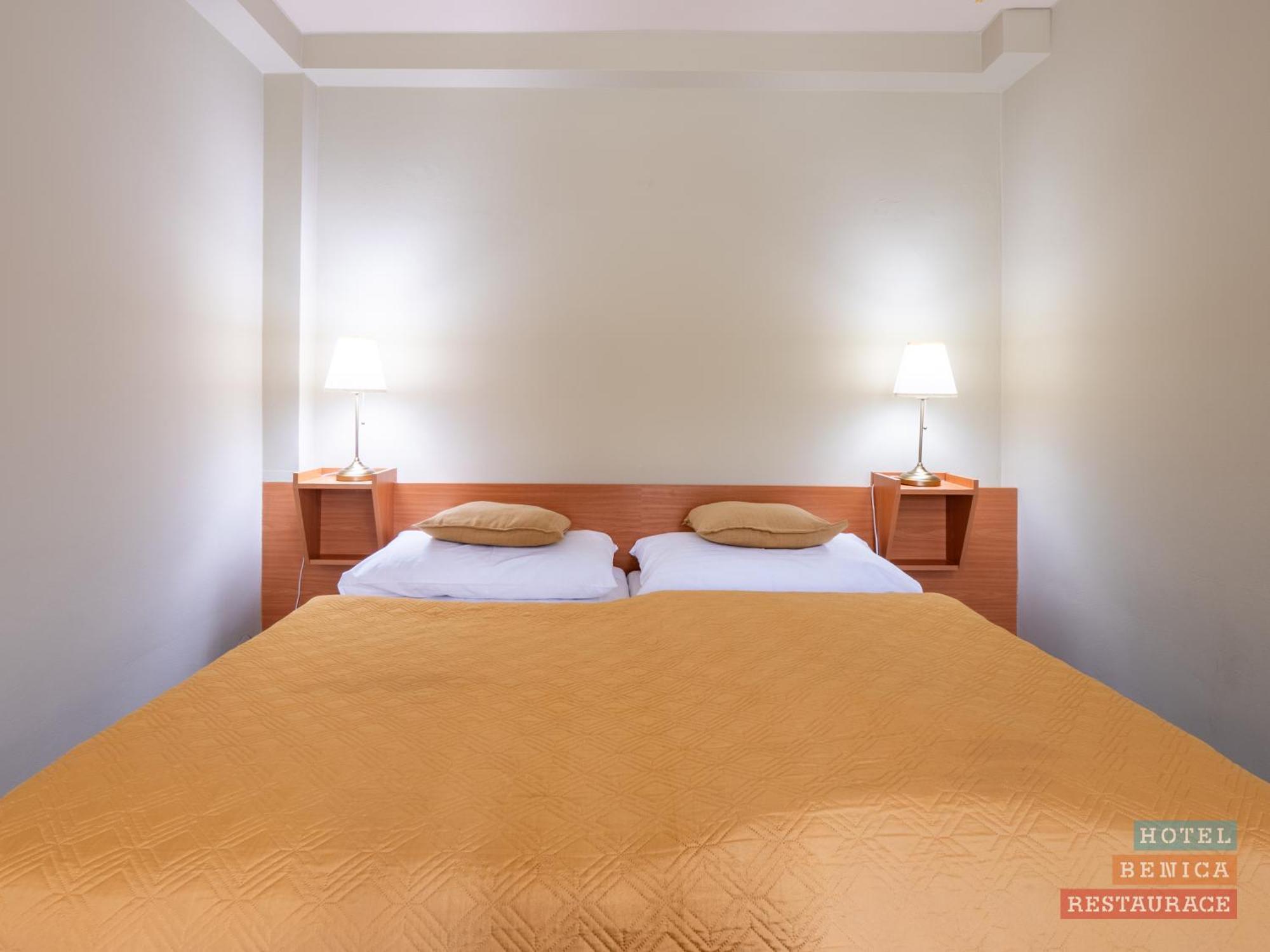 Hotel Benica Benesov  Eksteriør billede
