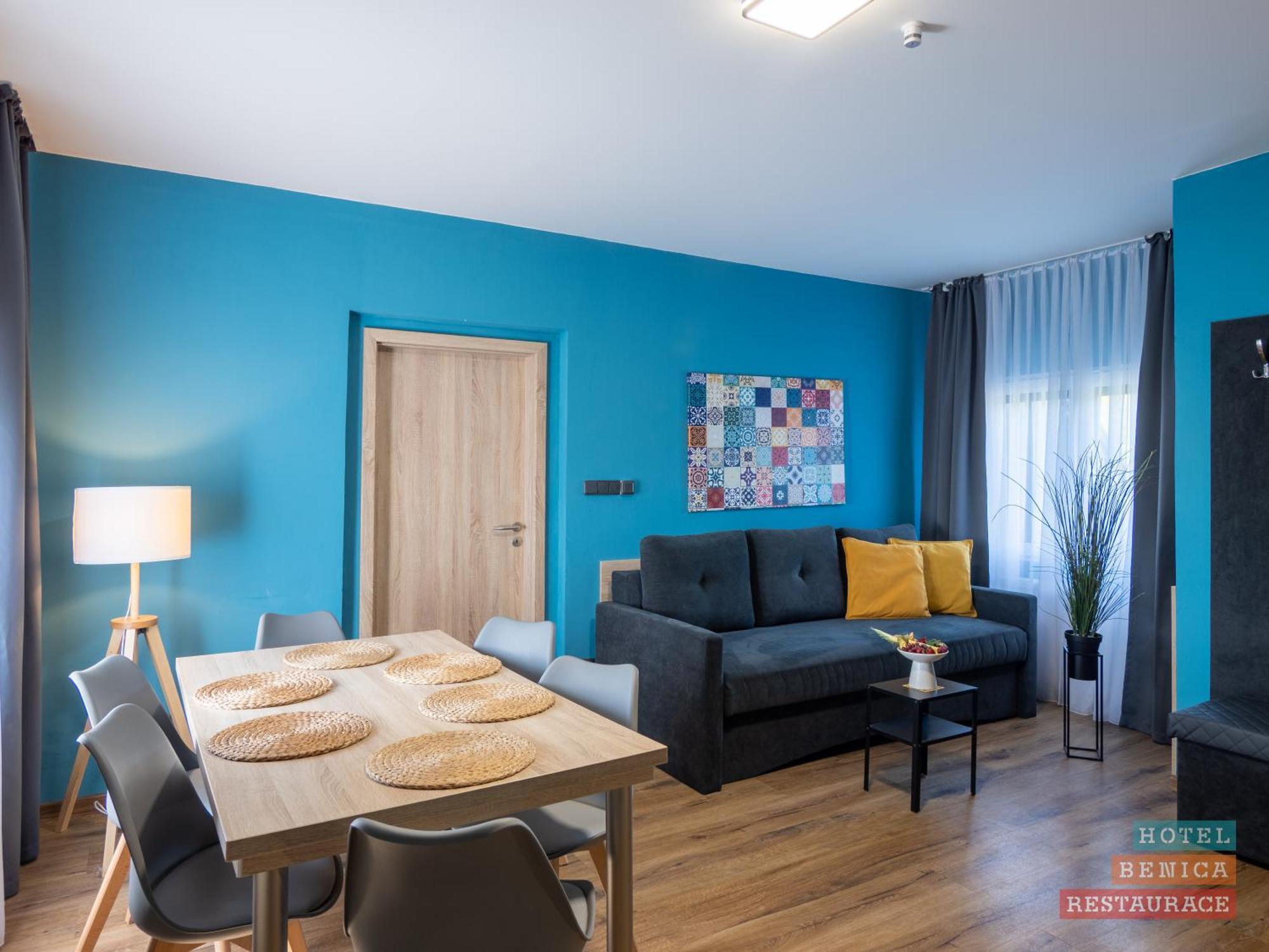 Hotel Benica Benesov  Eksteriør billede