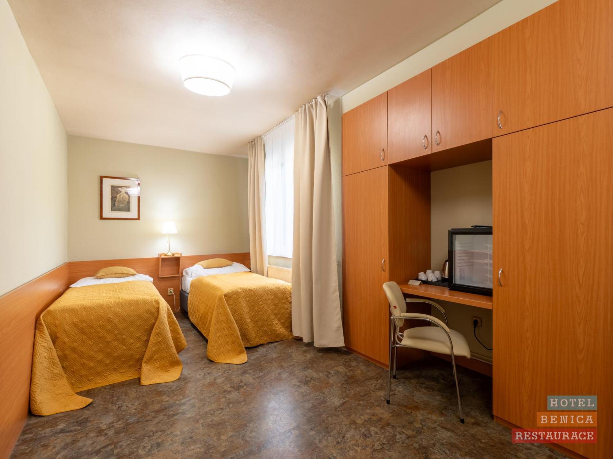 Hotel Benica Benesov  Eksteriør billede